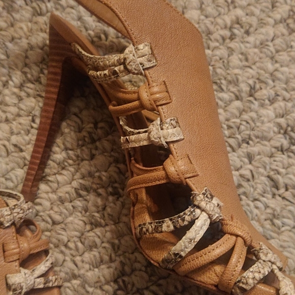 Coach Nude Leather Criss Cross Heels - Picture 4 of 7